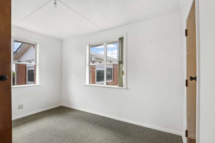 2 Robbins Crescent Hawera_11