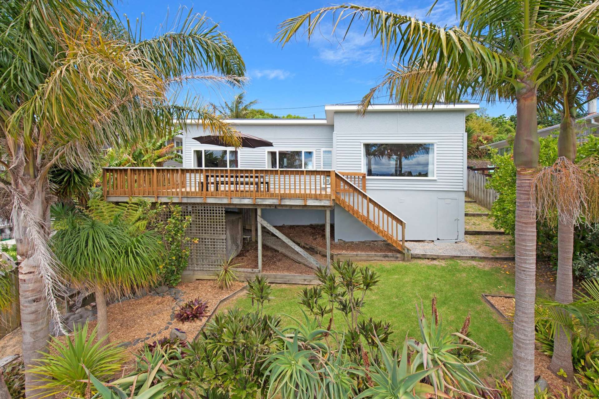 5 Hiwi Crescent Stanmore Bay_0