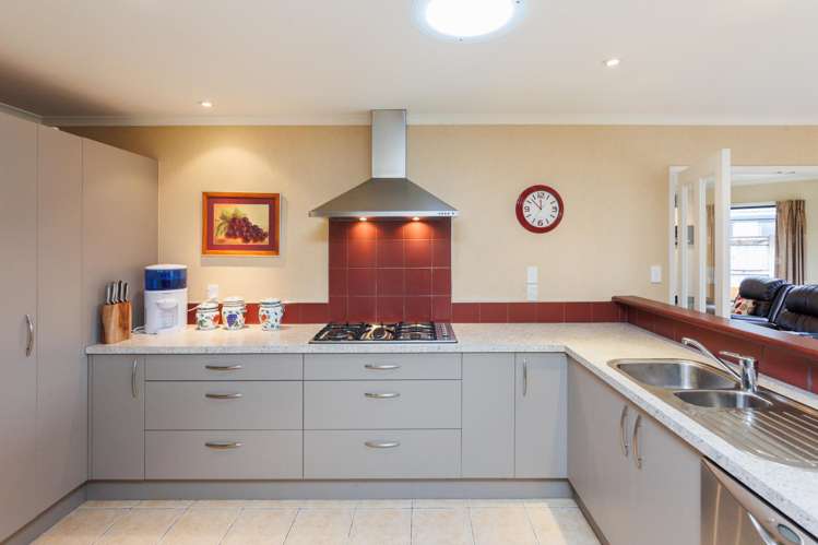 24 Johnstone Drive Fitzherbert_7