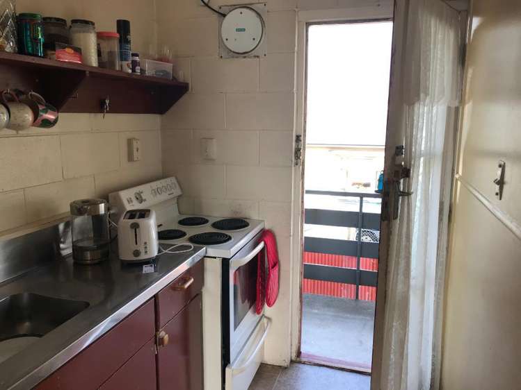 2/14 Claudelands Road Claudelands_7