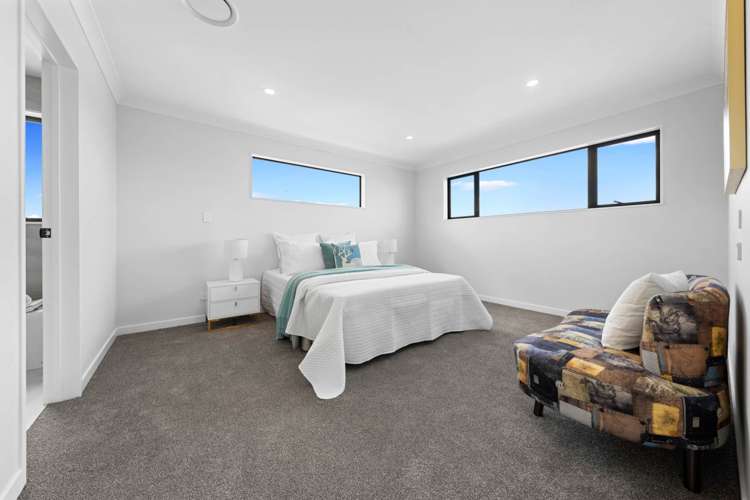 23 Ridgehill Rise Flat Bush_23