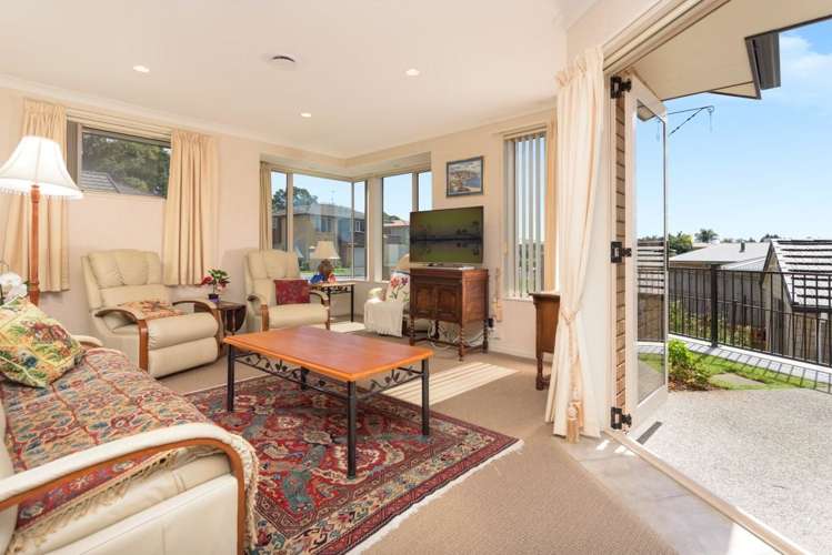 14/17 Simmonds Grove Greerton_1