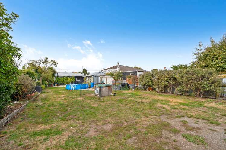 232 High Street South Carterton_13