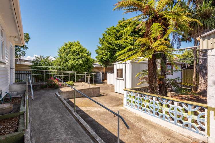 27 Read Street Levin_14