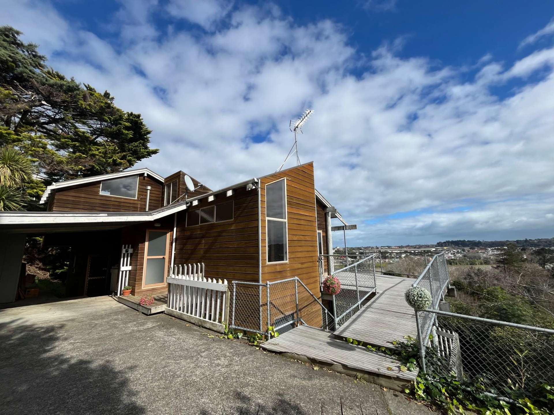 11 Wairere Road Bastia Hill_0