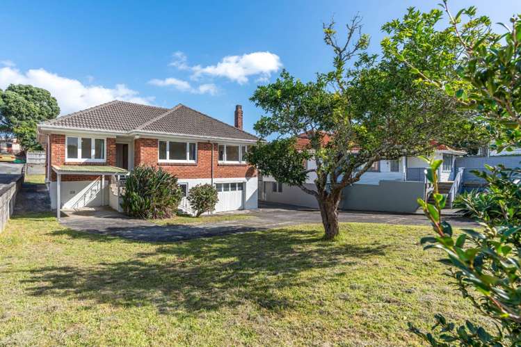 261 Main Highway 1660_11