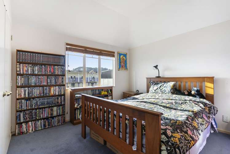 3/10 Colombo Street Newtown_10