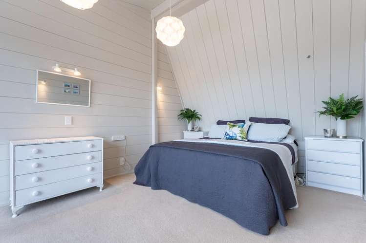 115 Field Way Waikanae Beach_23