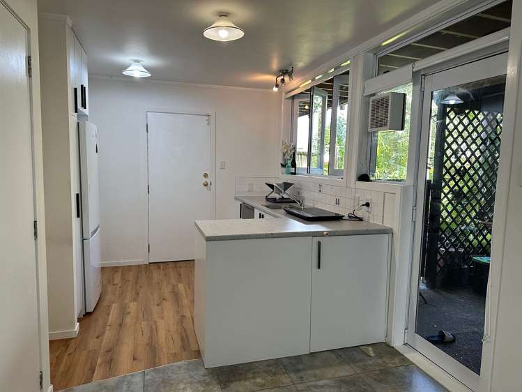 11 Roberts Road Glenfield_11