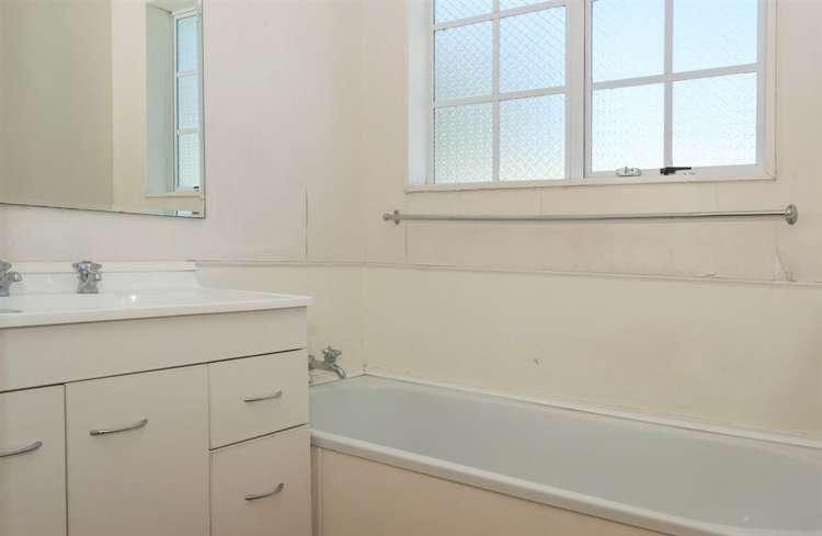 7 Glenroy Crescent Springlands_18