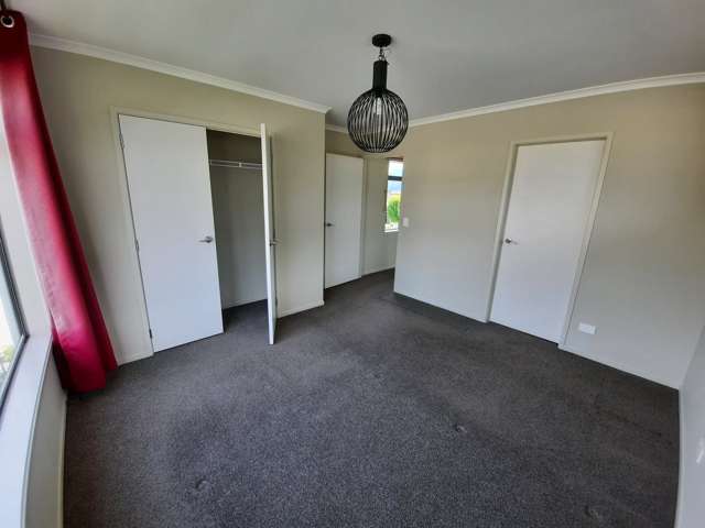 2 Coventry Crescent Lower Shotover_4