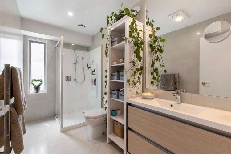 23 Kukuwai Avenue Red Beach_10