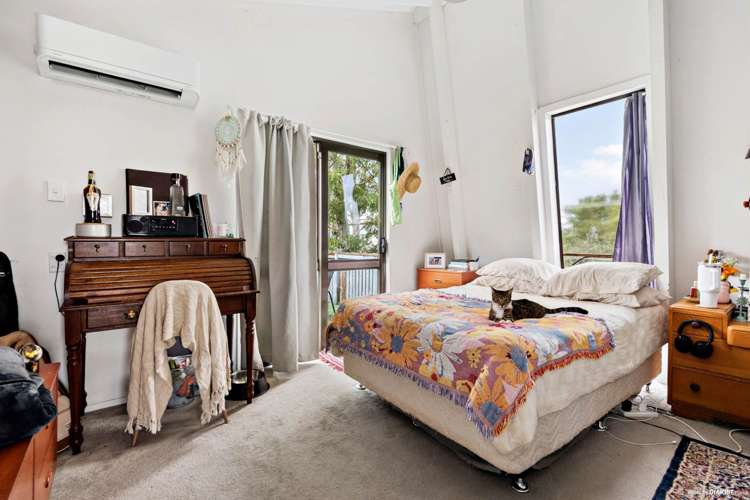 62 Makora Road Massey_12