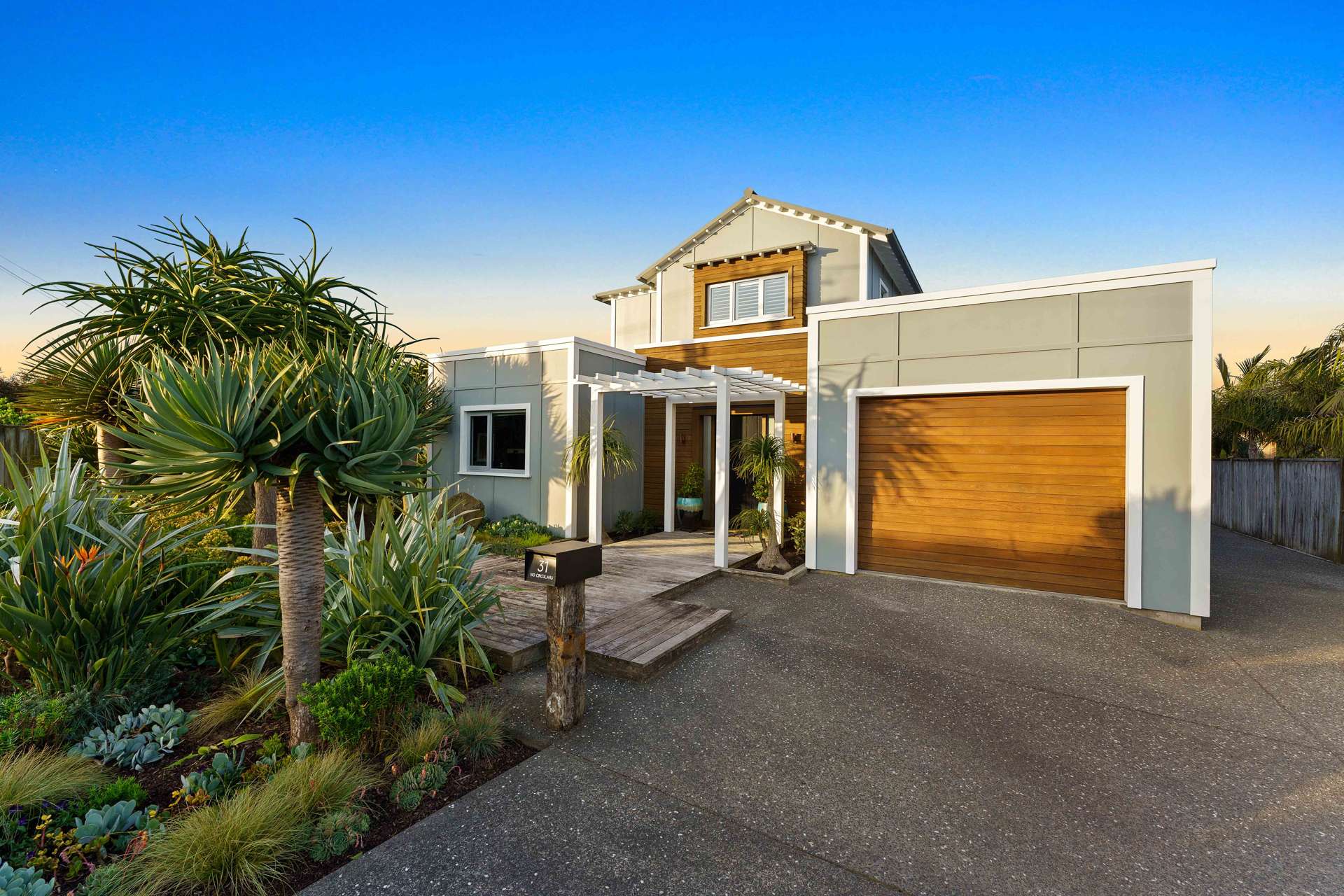 31 Rauparaha Street Waikanae Beach_0