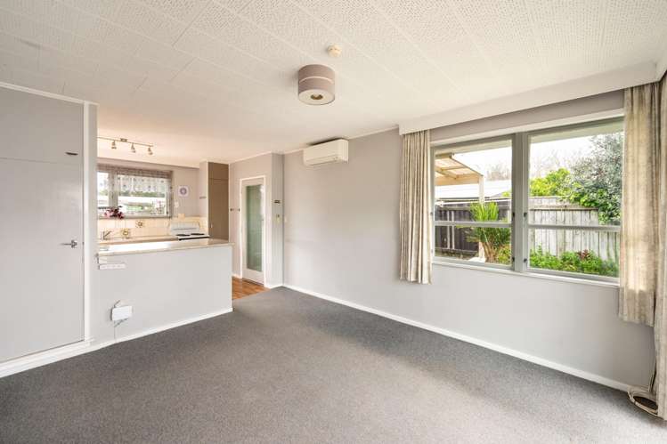 7 Holden Avenue Haumoana_13