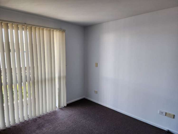 98c Michael Jones Drive Flat Bush_1