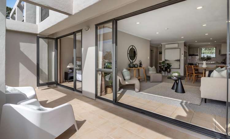 1/5 Monte Cassino Place Birkdale_6