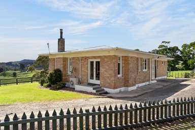 1334 Pukehuia Road_2