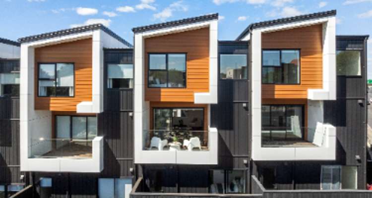 5/36 Seccombes Road_0