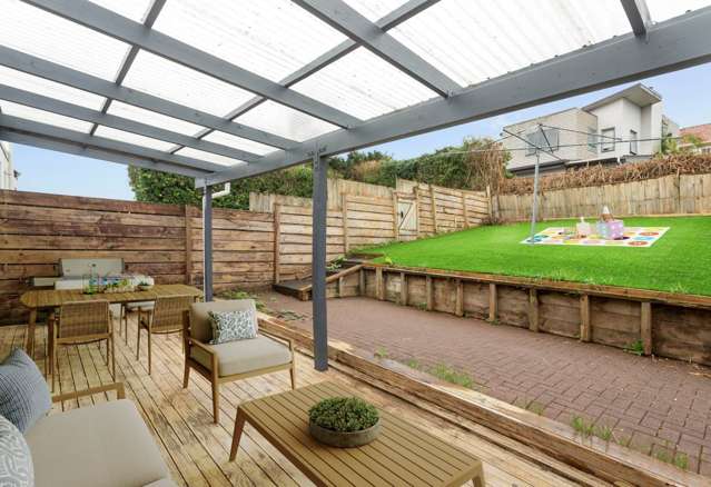 11/21 Aliford Avenue One Tree Hill_3