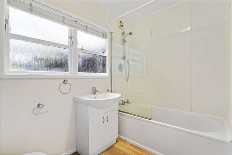 1/17a Kawau Road Greenlane_6