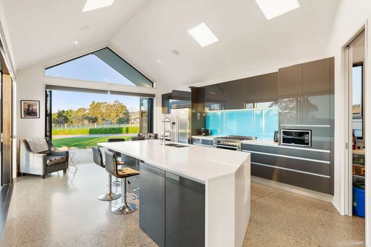 38 Trig Road Whitford_11