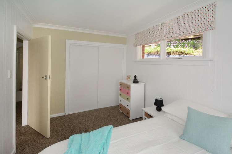 90 Easther Crescent Kew_13