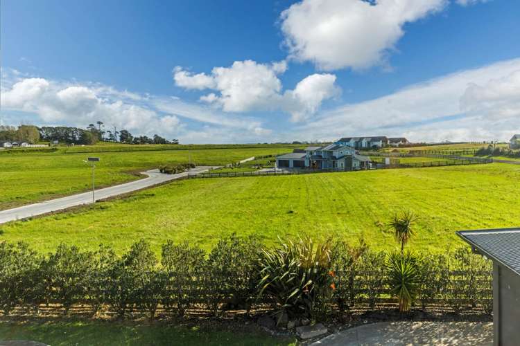 6 Throttle Close Dairy Flat_53