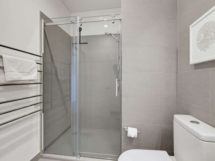 107/36C Welles Street City Centre_14