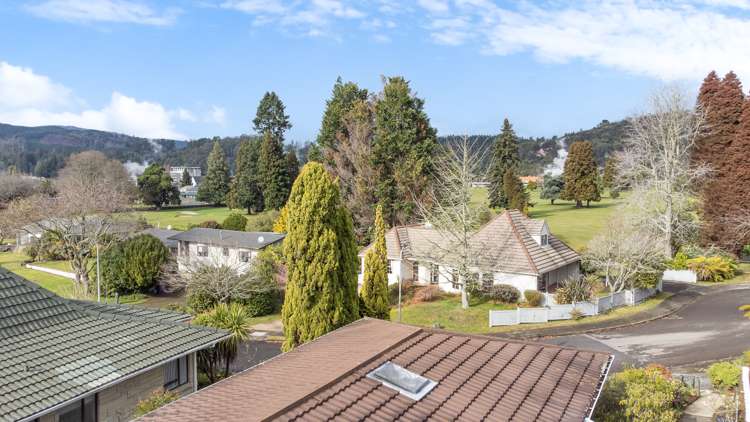 13 Gwendoline Street Glenholme_6