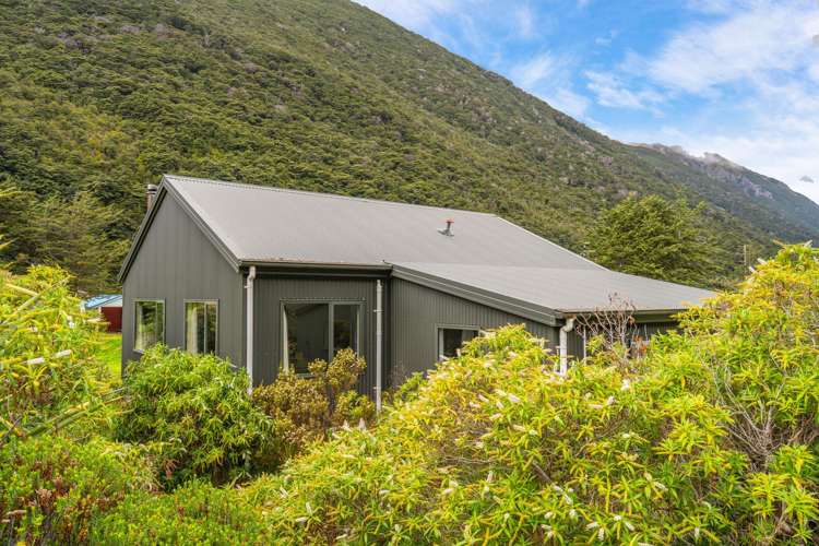 105 West Coast Road Arthur's Pass_11