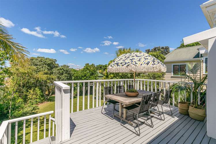 4 William Bond Street Stanley Point_10