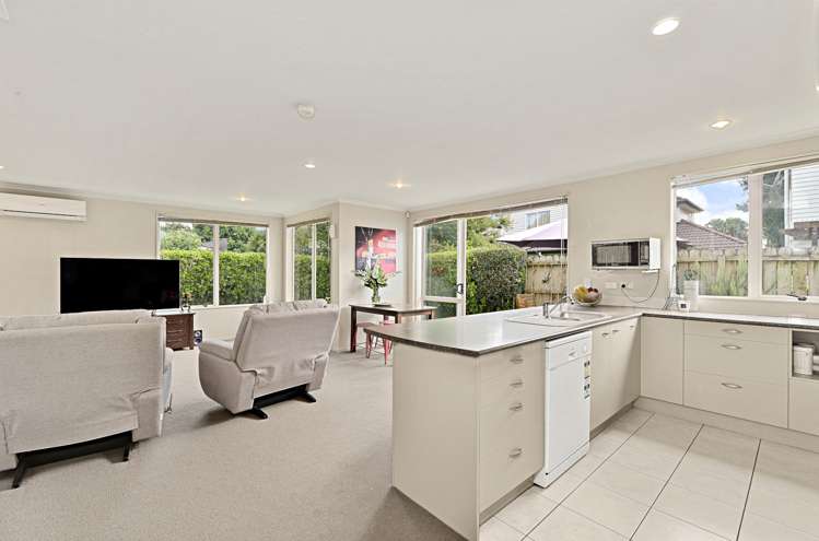 12 Sires Parkway Takanini_5