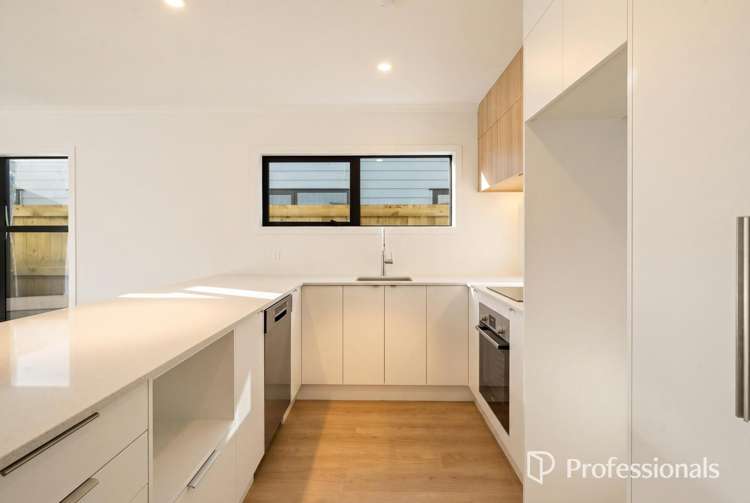 3-24 Te Ara o Wai Marama (Arakura Plains)_3