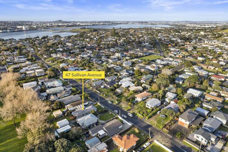 47 Sullivan Avenue Mangere Bridge_17