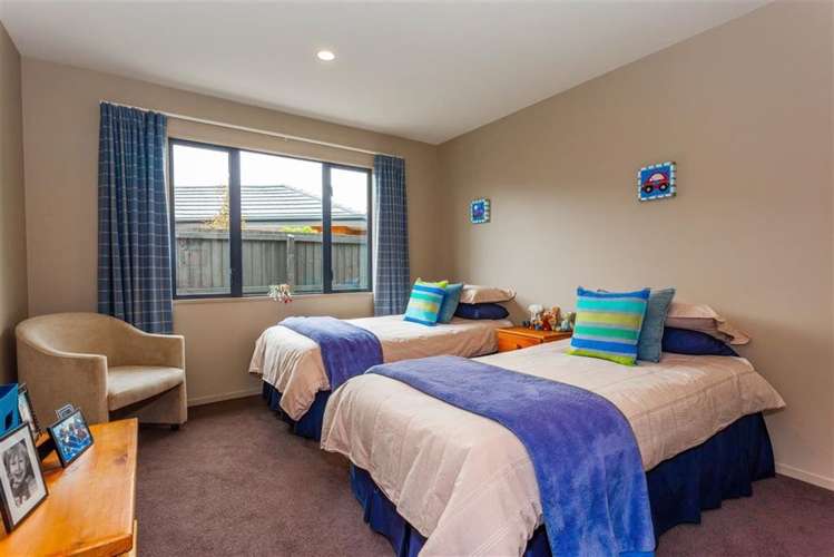 6 Becmead Drive Harewood_13