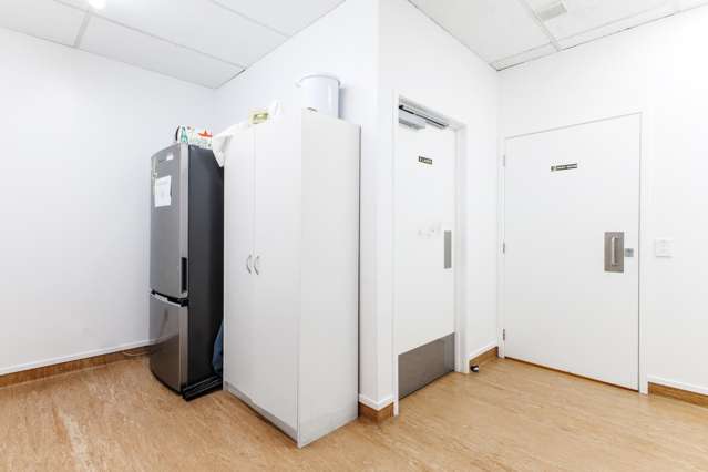 Suite 1/193 The Strand Whakatane_3