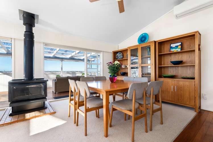 15 Jaemont Avenue Te Atatu South_11
