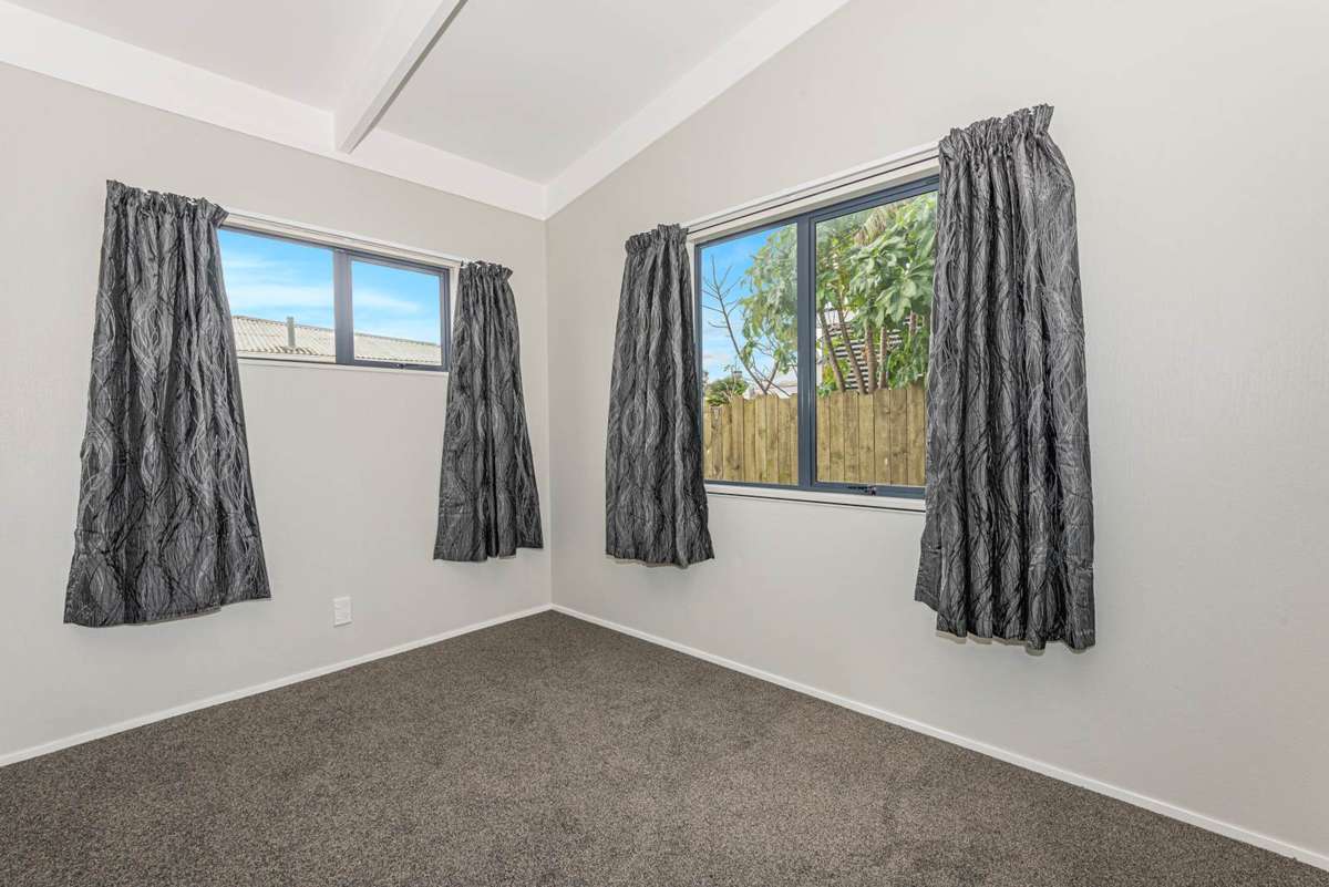 8A Raumati Crescent_5