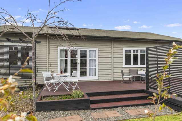 MORRINSVILLE - THREE BEDROOMS