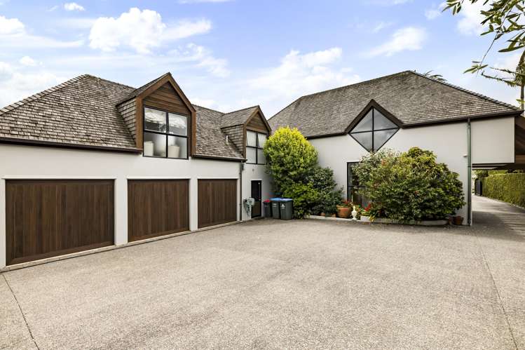 8 Loreto Heights Remuera_23