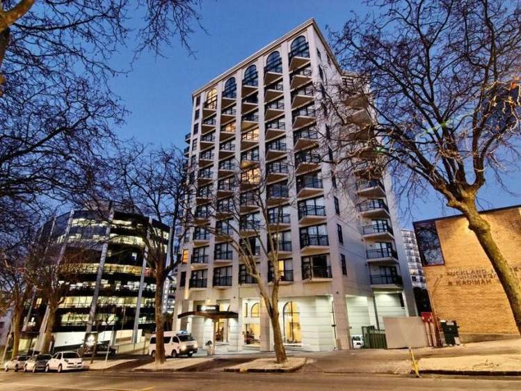 10o/100 Greys Avenue Auckland Central_10