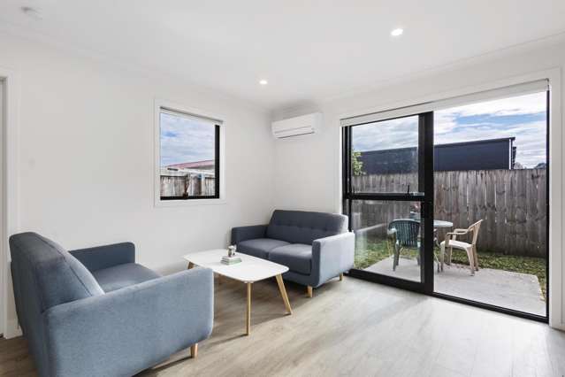 1/54 Helena Road Hillcrest_2