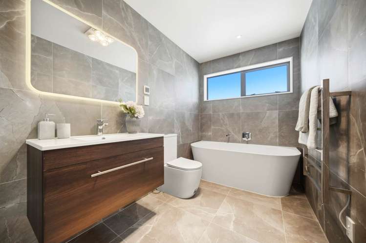 35 B&C Toroa Street Torbay_20