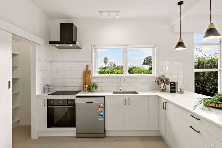 10 Fausett Avenue Pukekohe_10