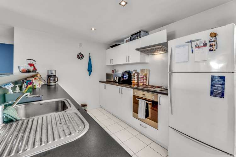 10/14 Brougham Street Addington_1
