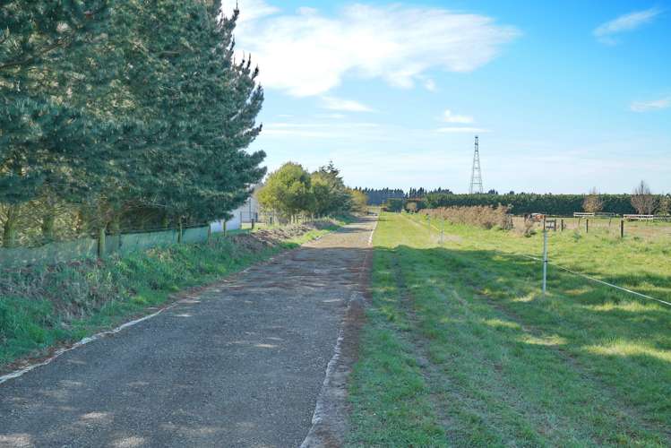 77 Bruces Road Sefton_5