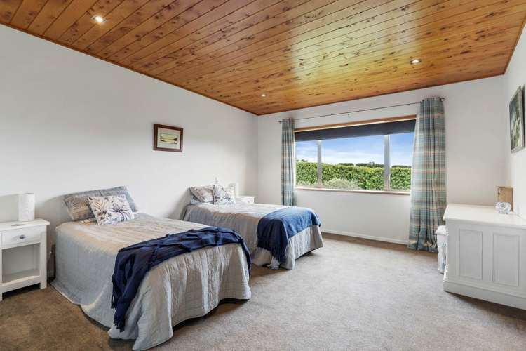 168 Portsmouth Road Bombay_15