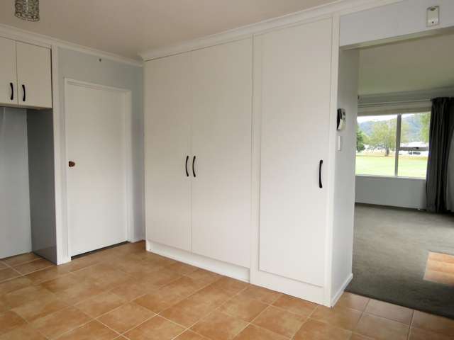 7 Crampton Road Reefton_4