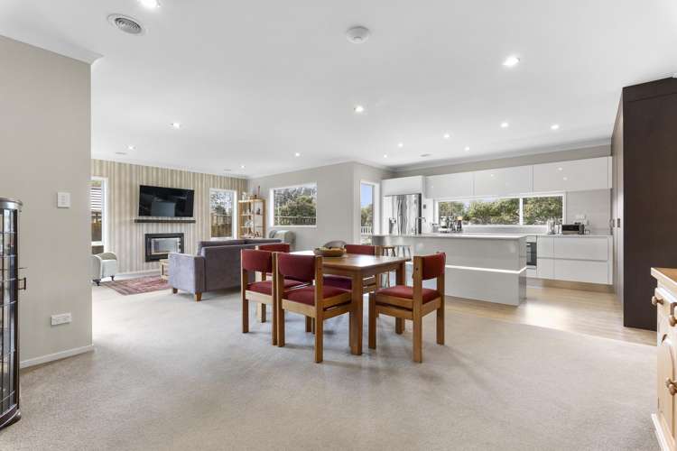 11 Portland Drive Mangorei_5